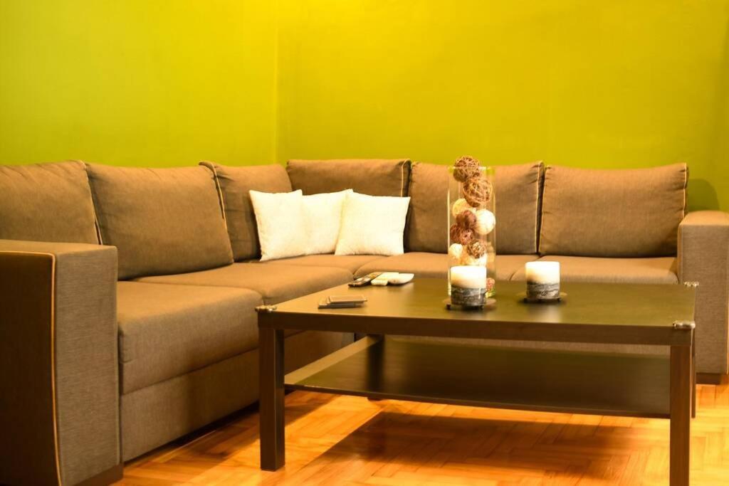 דירות Sweet & Cosy Apt In The Center Of אתונה מראה חיצוני תמונה